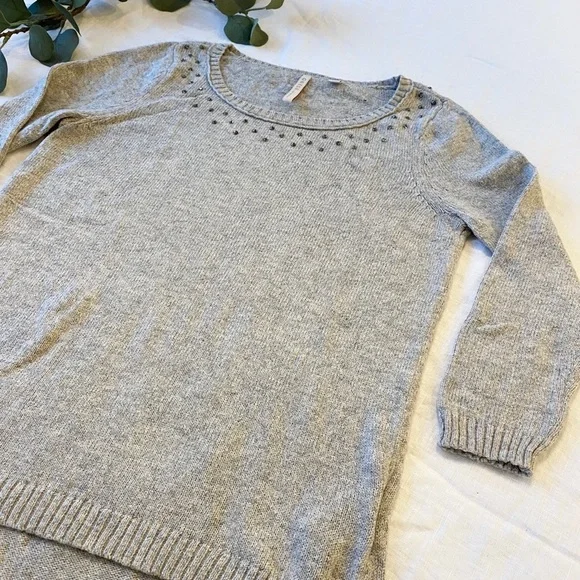 Guess Rhinestone Sweater - Picture 7 of 8